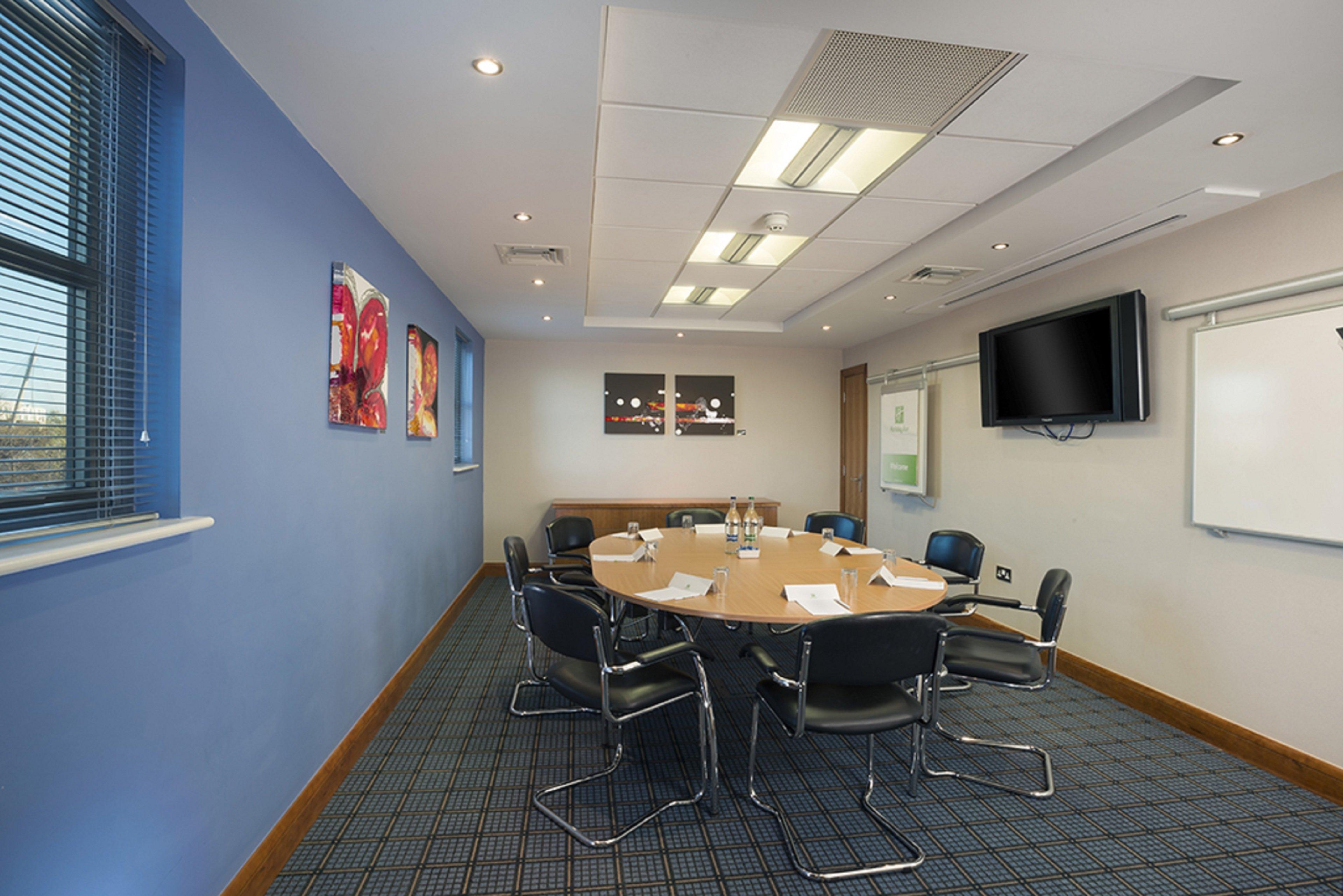 Holiday Inn Manchester - Central Park, An Ihg Hotel Exterior photo